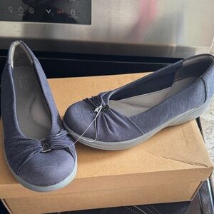 Clarks Women's Charcoal Loafers